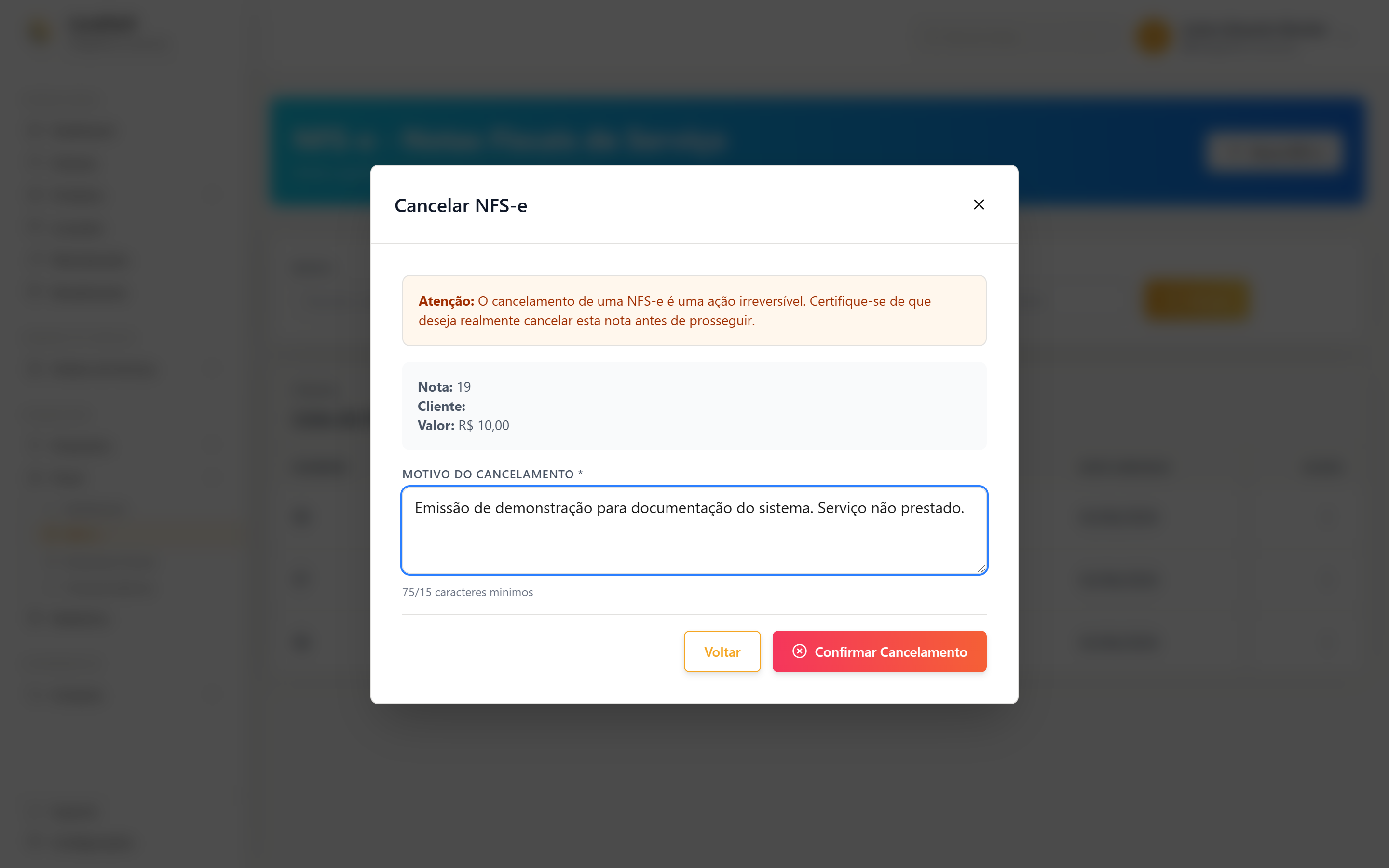 Modal de cancelamento de NFS-e no LocaFacil com aviso de ação irreversível e campo obrigatório de motivo do cancelamento